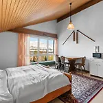 Hirschdaechli Im Waldhaus *